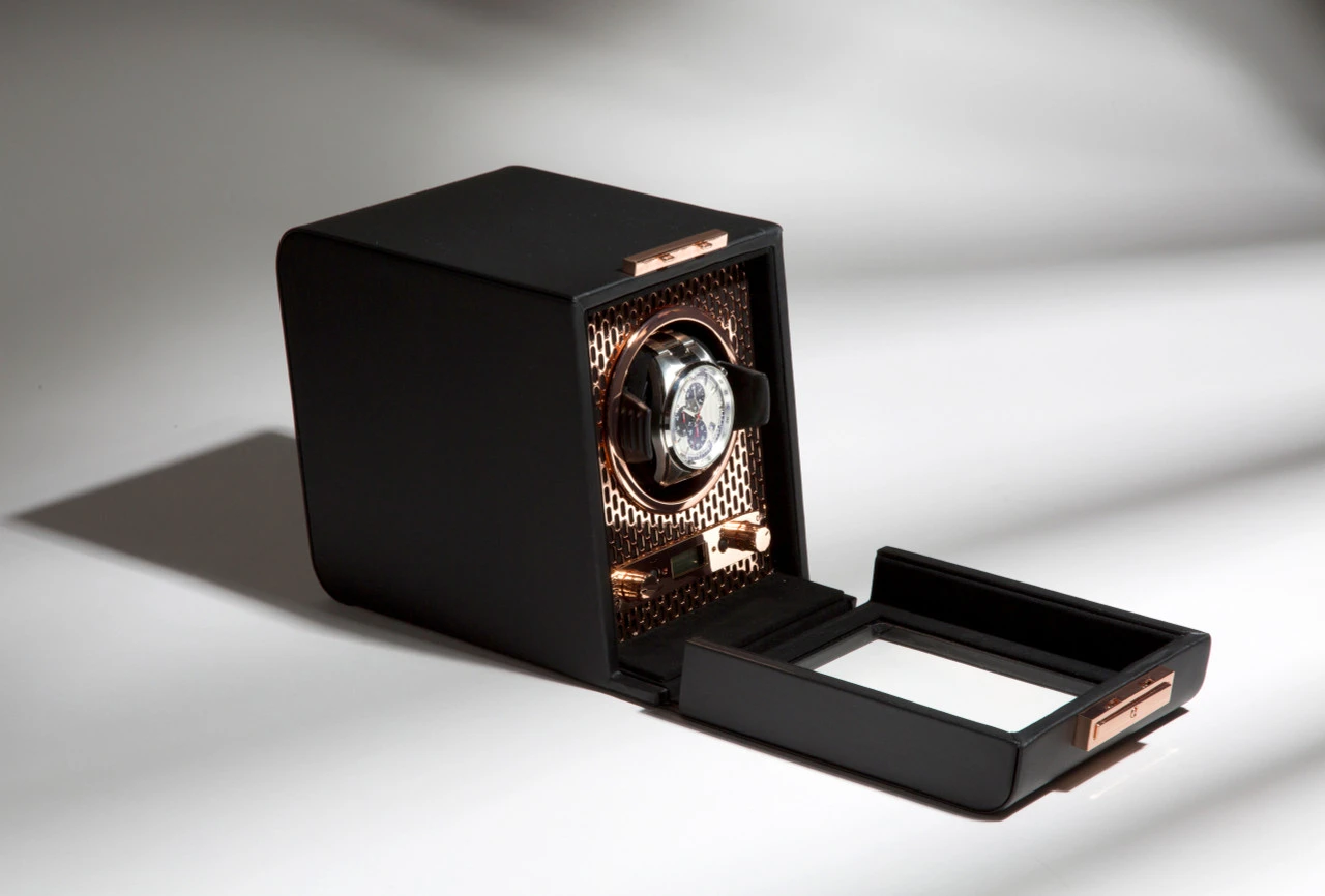 WOLF Axis Collection Copper Single Watch Winder 469116 5 WOLF Axis Collection Copper Single Watch Winder 469116 - Image 5